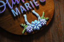 Load image into Gallery viewer, Watercolor Horseshoe Design